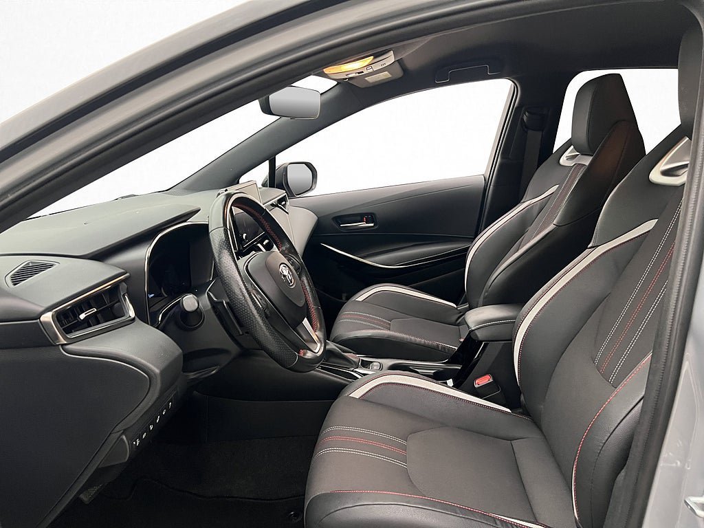 Vehicle Image 12
