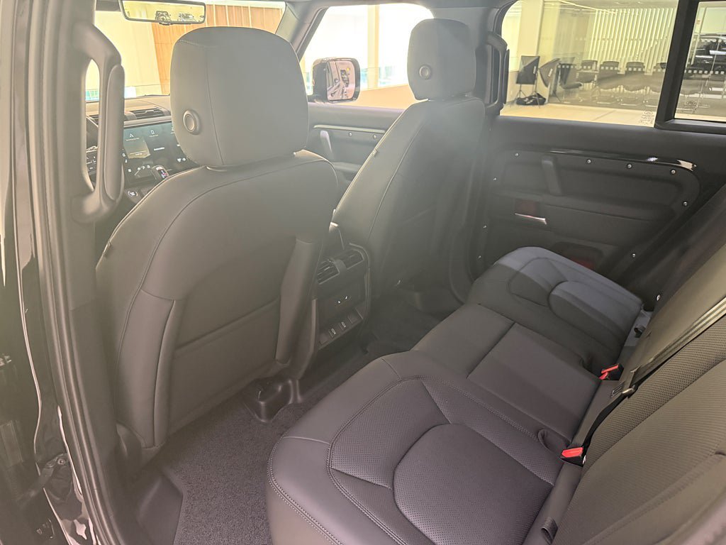 Vehicle Image 20