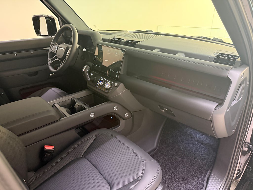 Vehicle Image 23