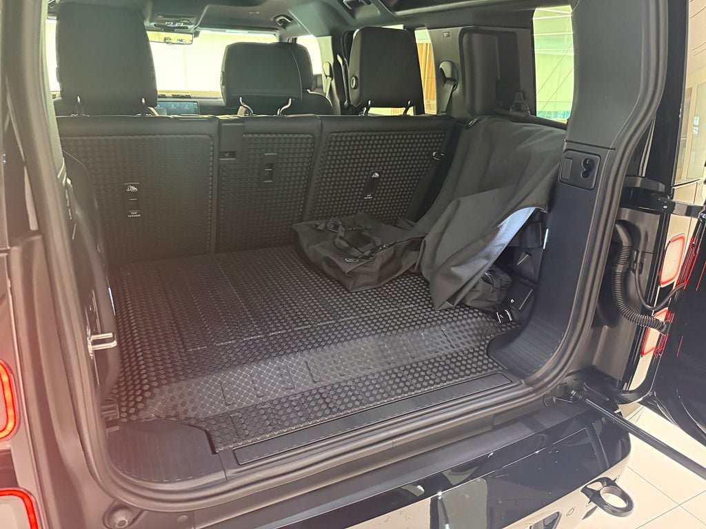 Vehicle Image 24