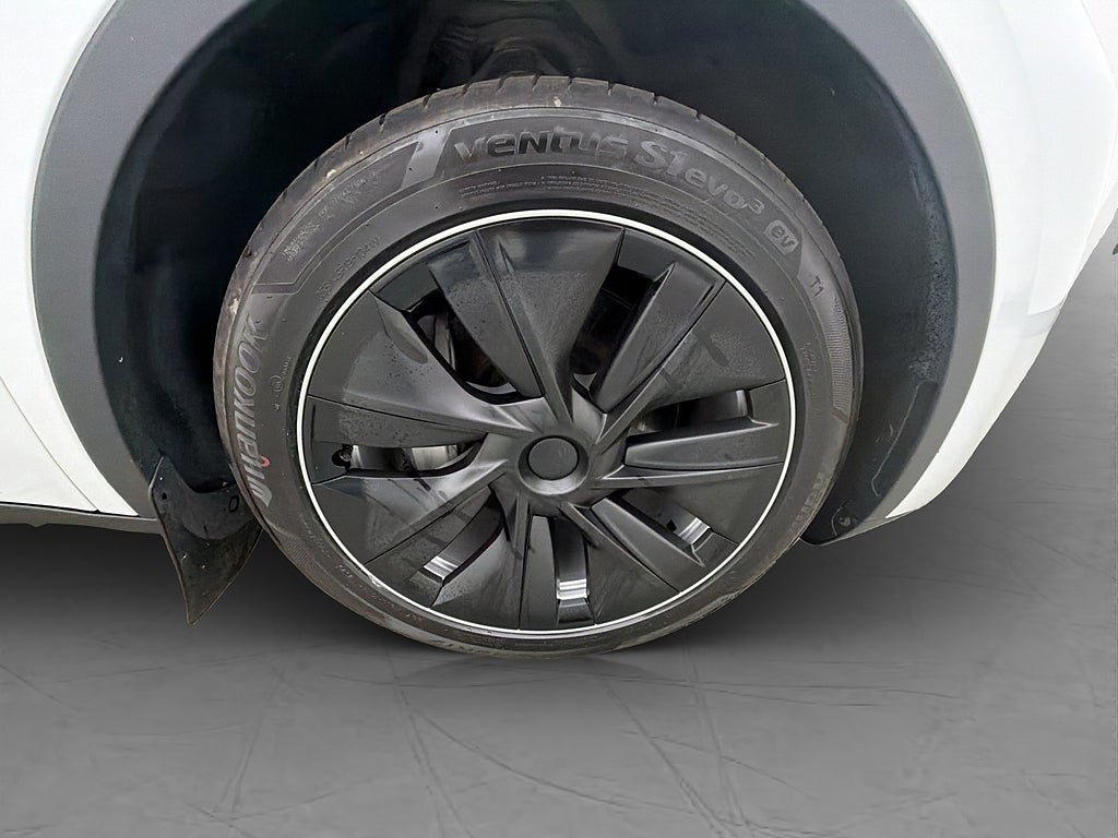 Vehicle Image 33