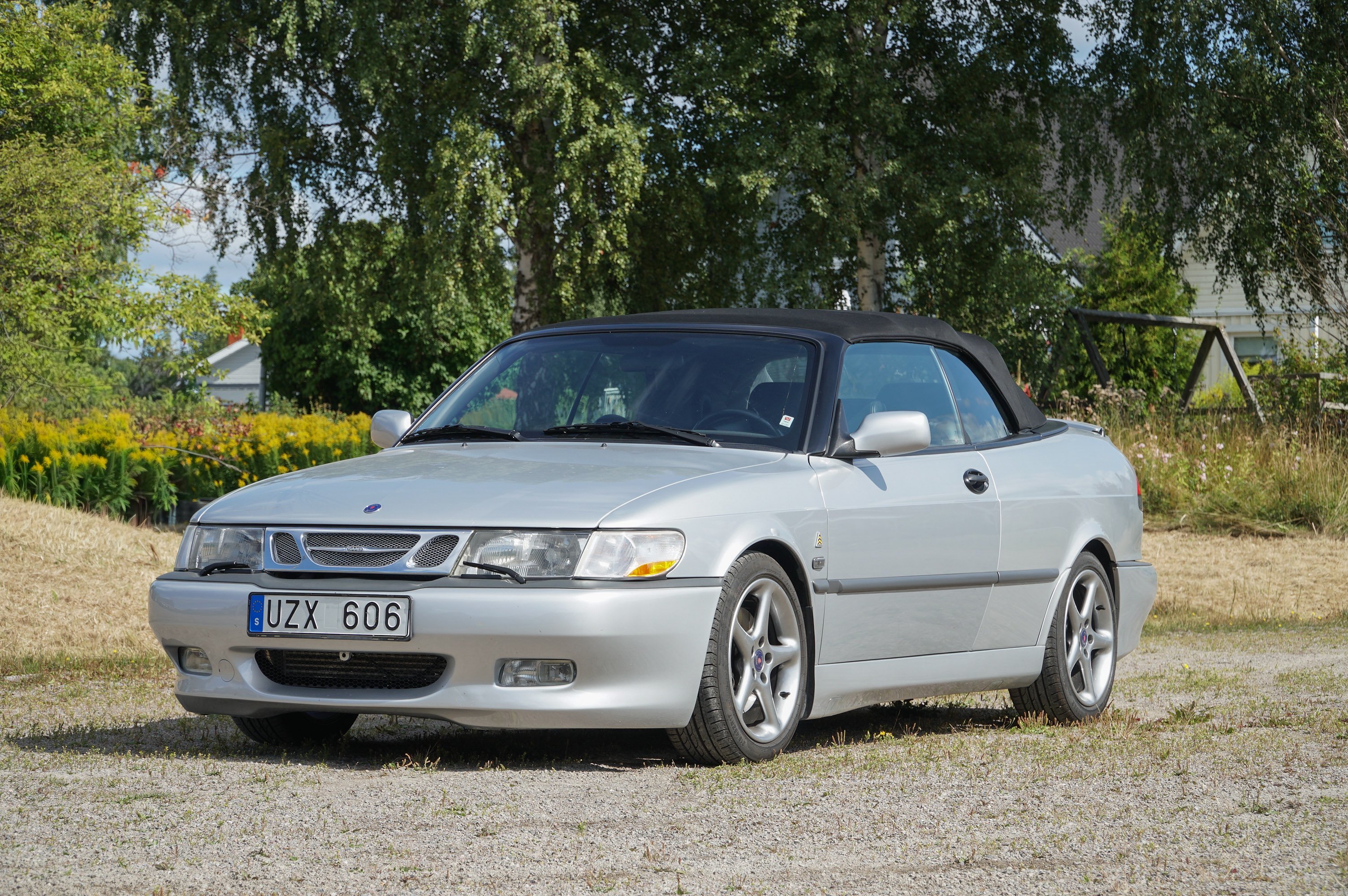 Vehicle Image 23