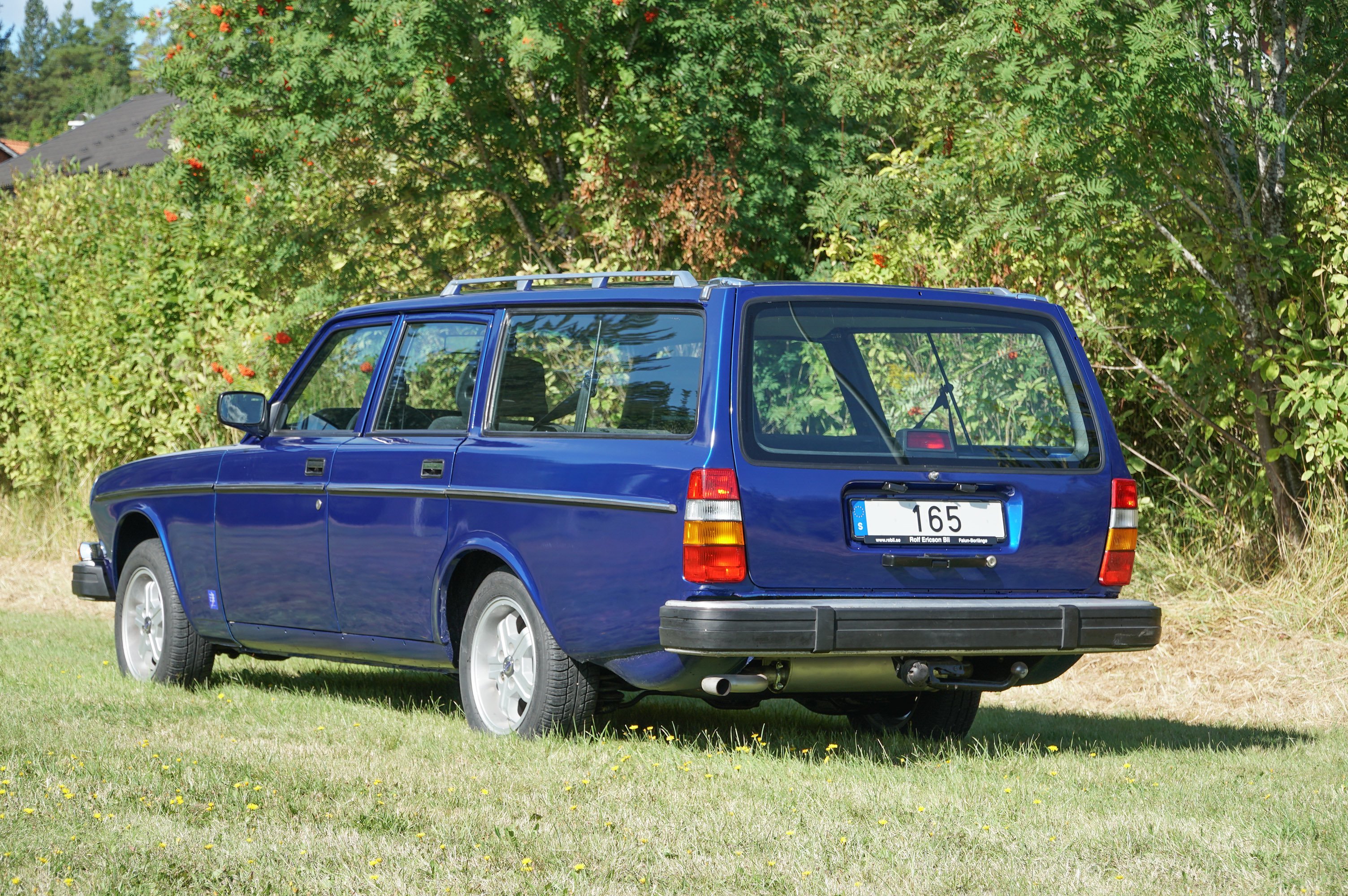 Vehicle Image 23