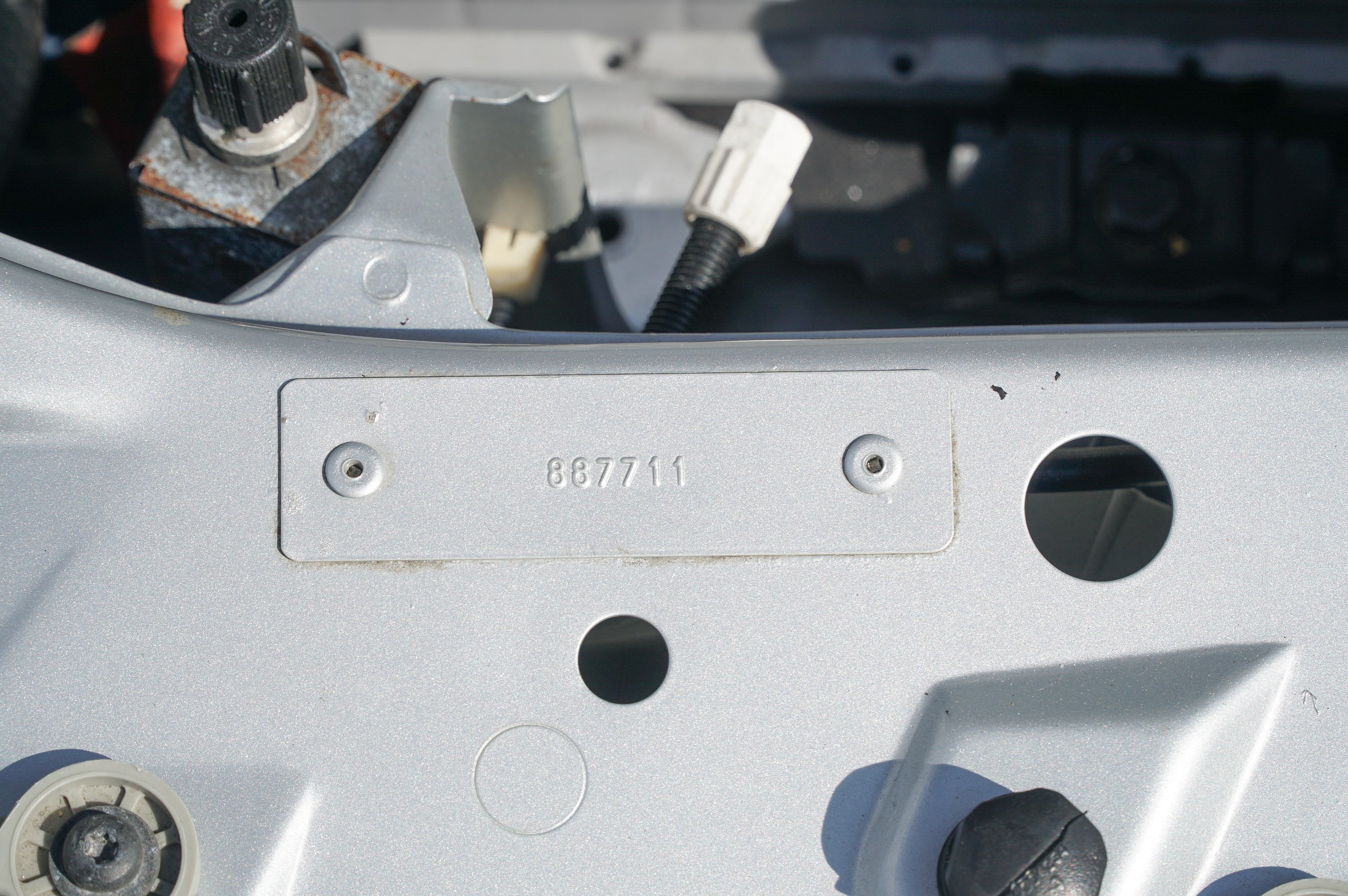 Vehicle Image 25
