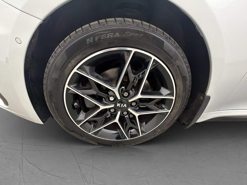 Vehicle Image 33