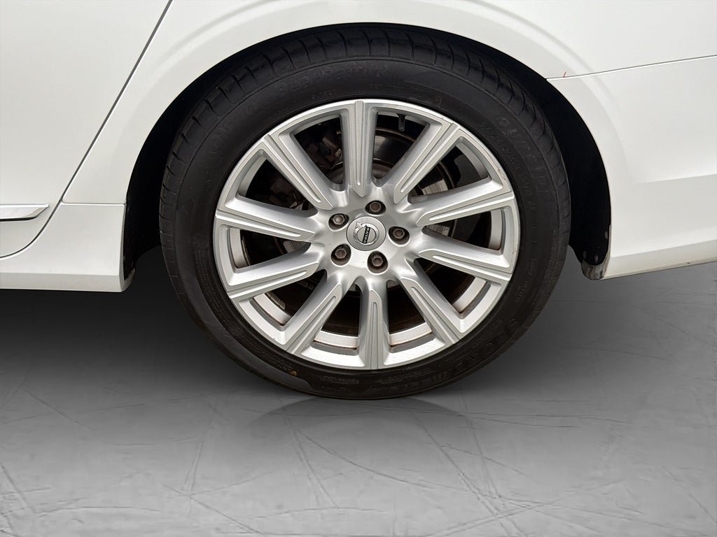 Vehicle Image 36