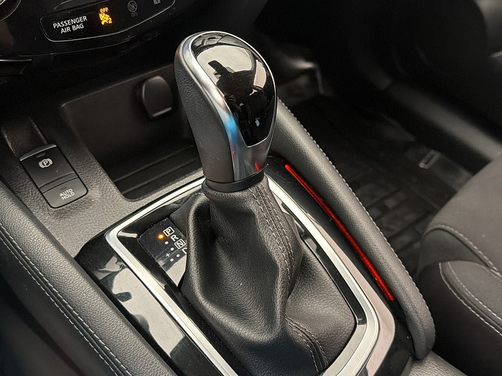 Vehicle Image 24