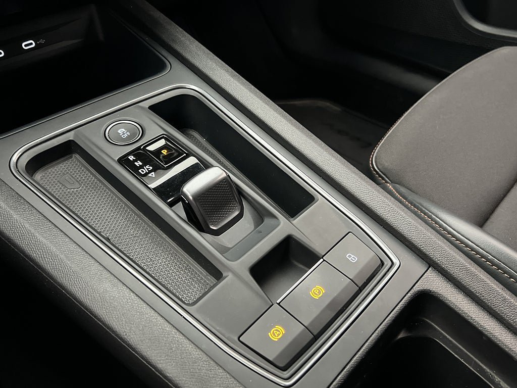 Vehicle Image 23