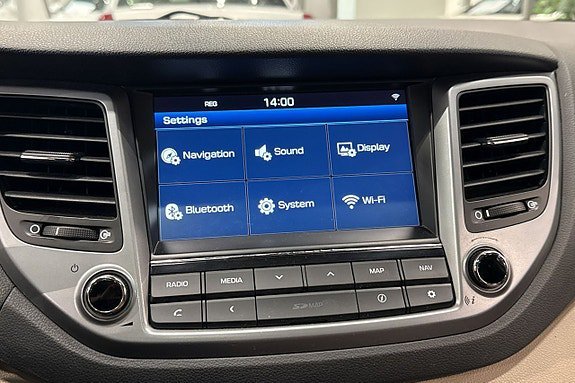 Vehicle Image 17
