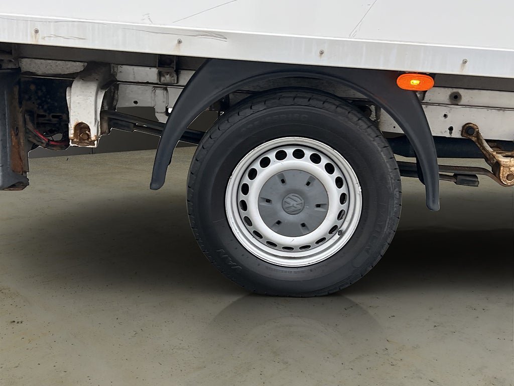 Vehicle Image 23