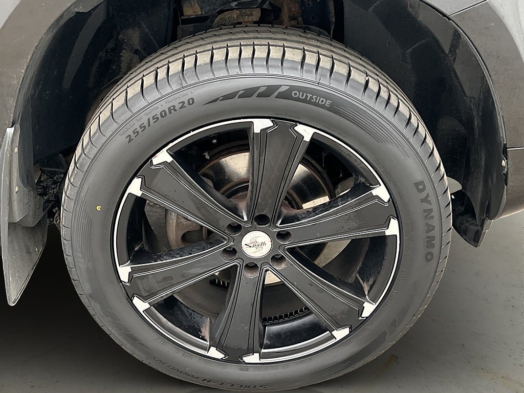 Vehicle Image 35