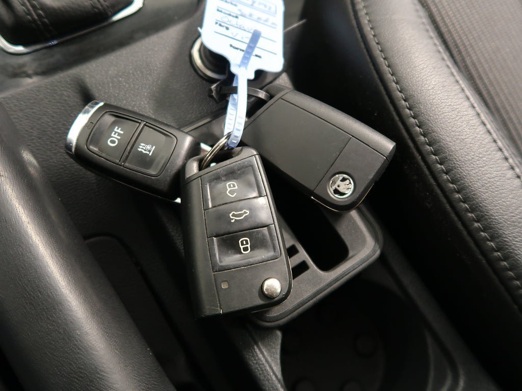 Vehicle Image 35