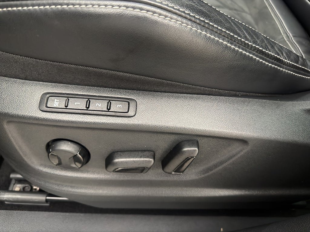Vehicle Image 34