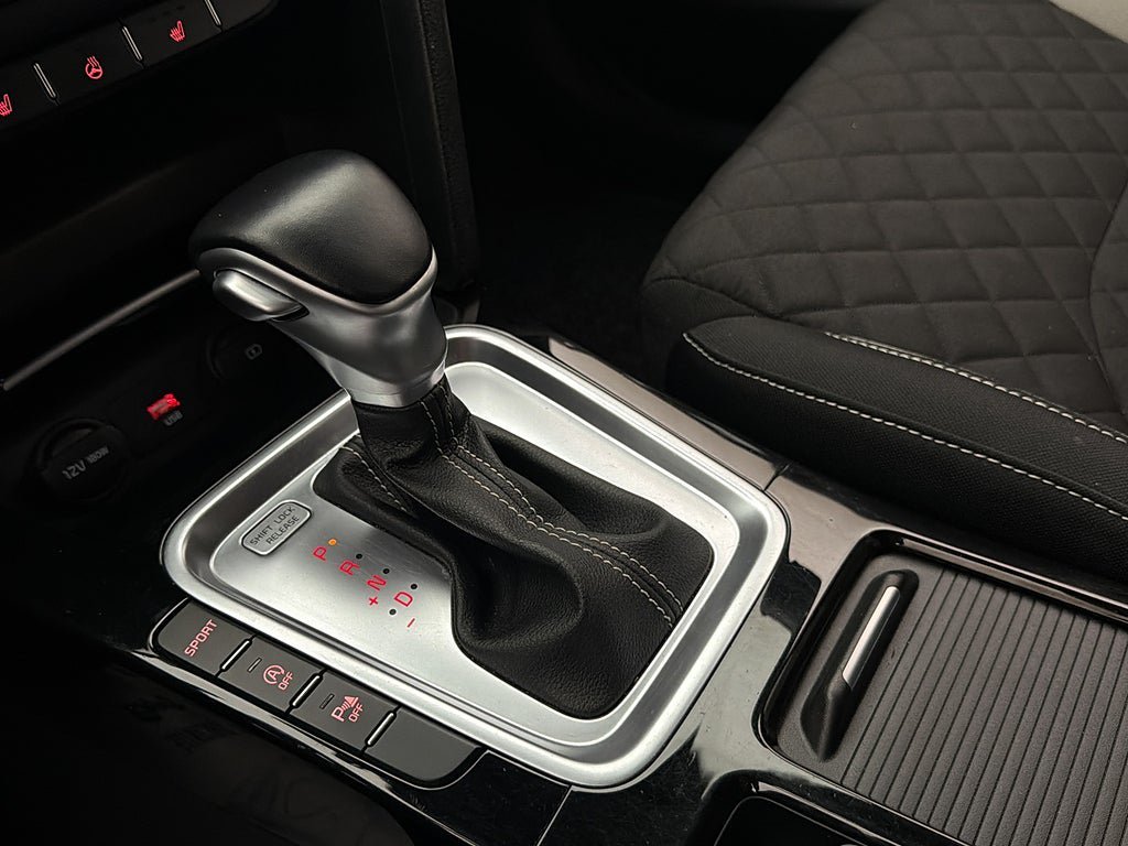 Vehicle Image 22