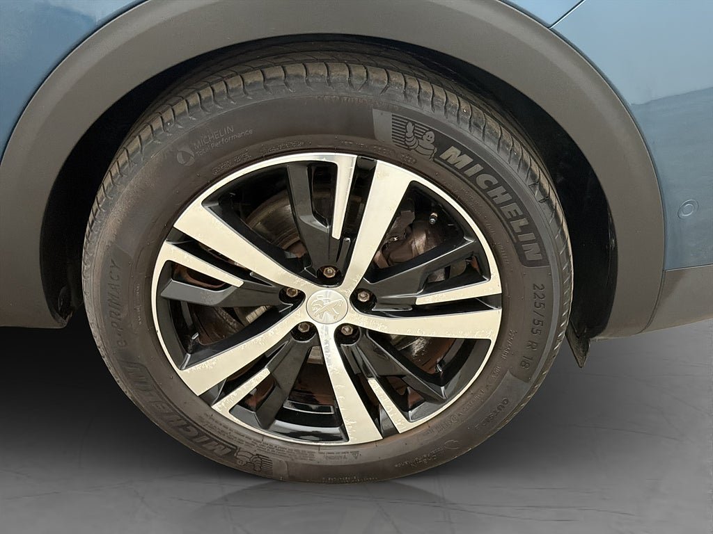 Vehicle Image 33