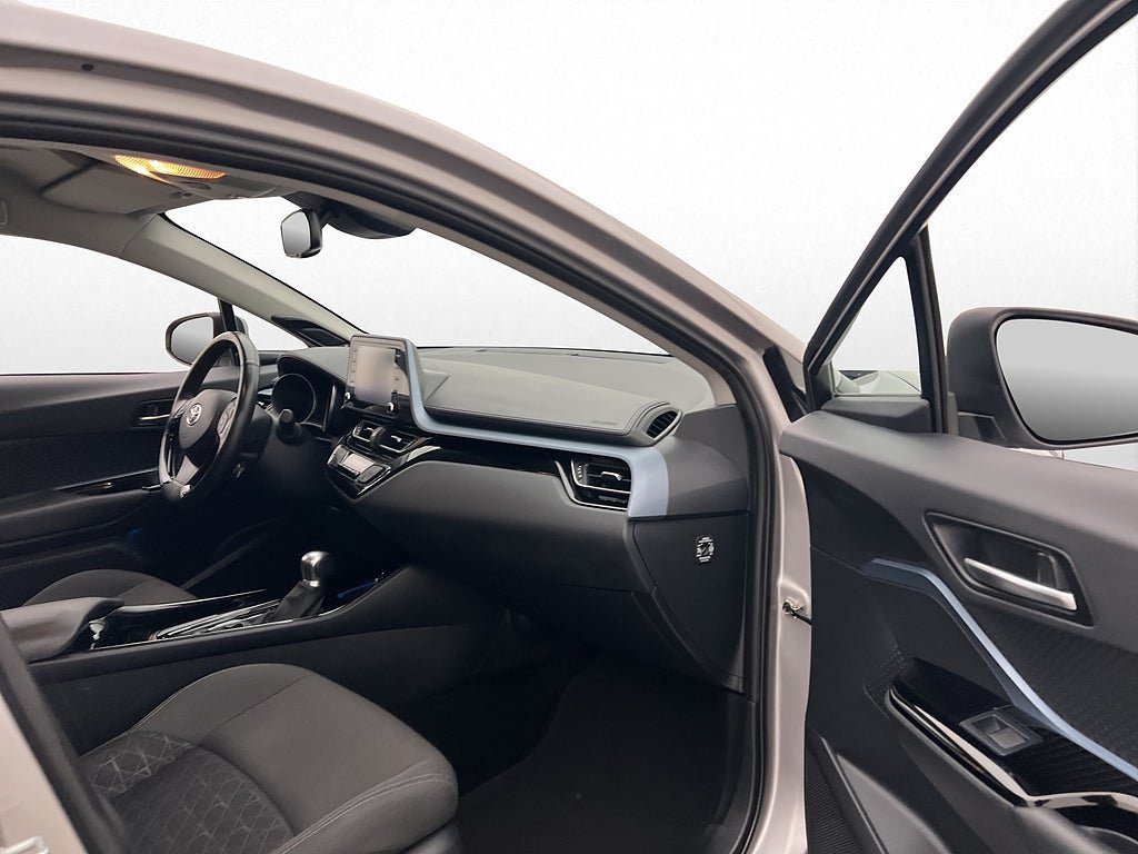 Vehicle Image 22