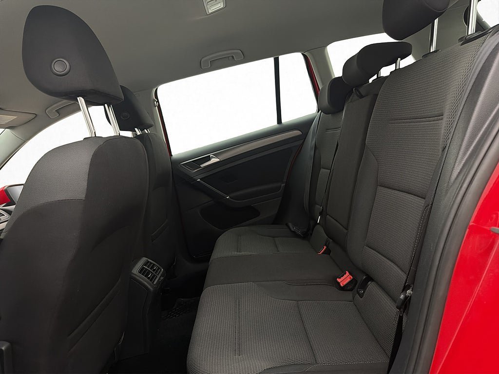 Vehicle Image 23