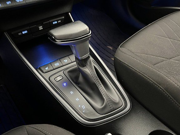 Vehicle Image 23