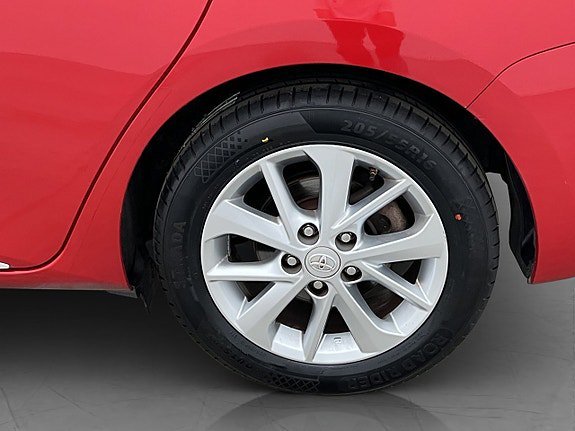 Vehicle Image 30