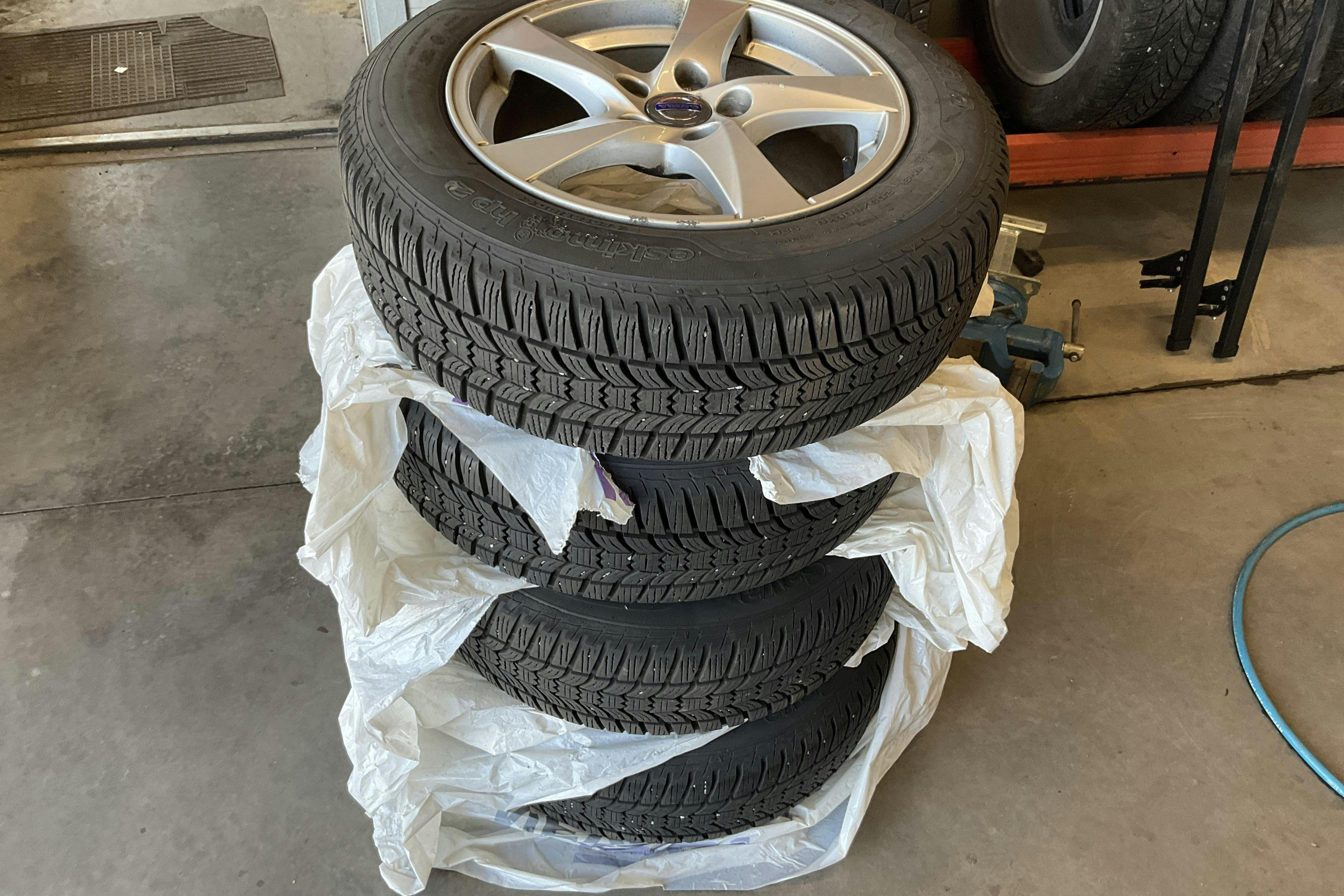 Vehicle Image 15
