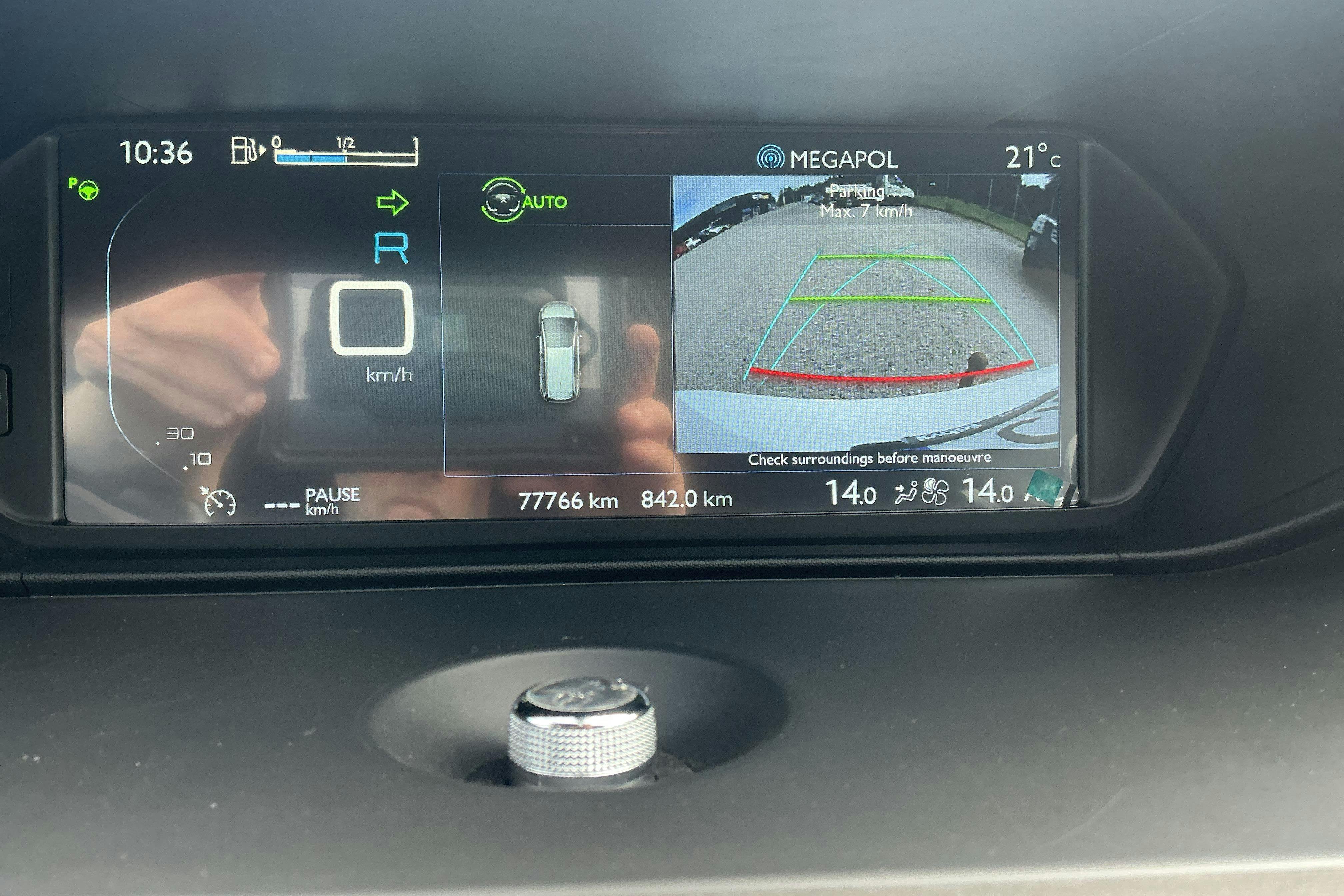 Vehicle Image 15
