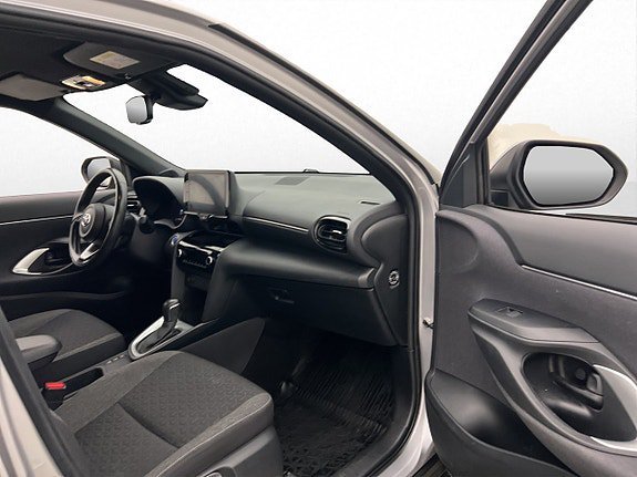 Vehicle Image 24
