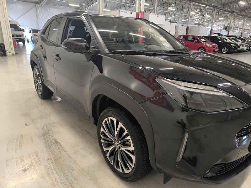 Vehicle Image 3