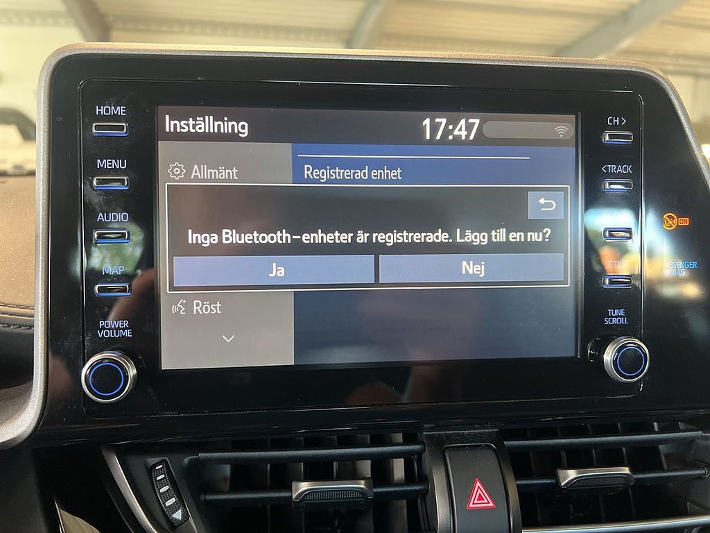 Vehicle Image 24