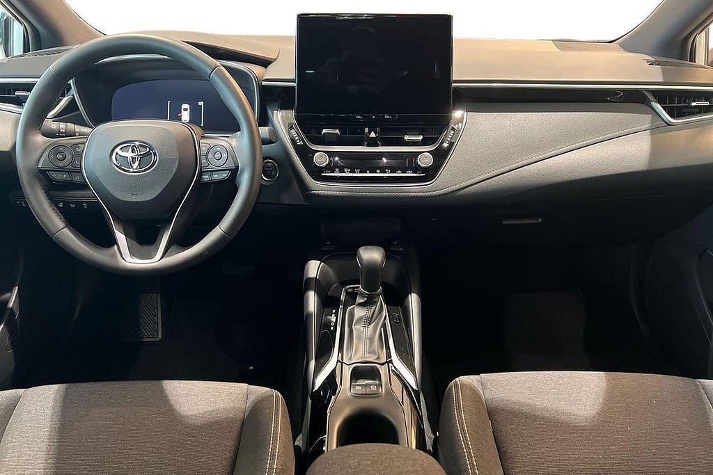 Vehicle Image 10