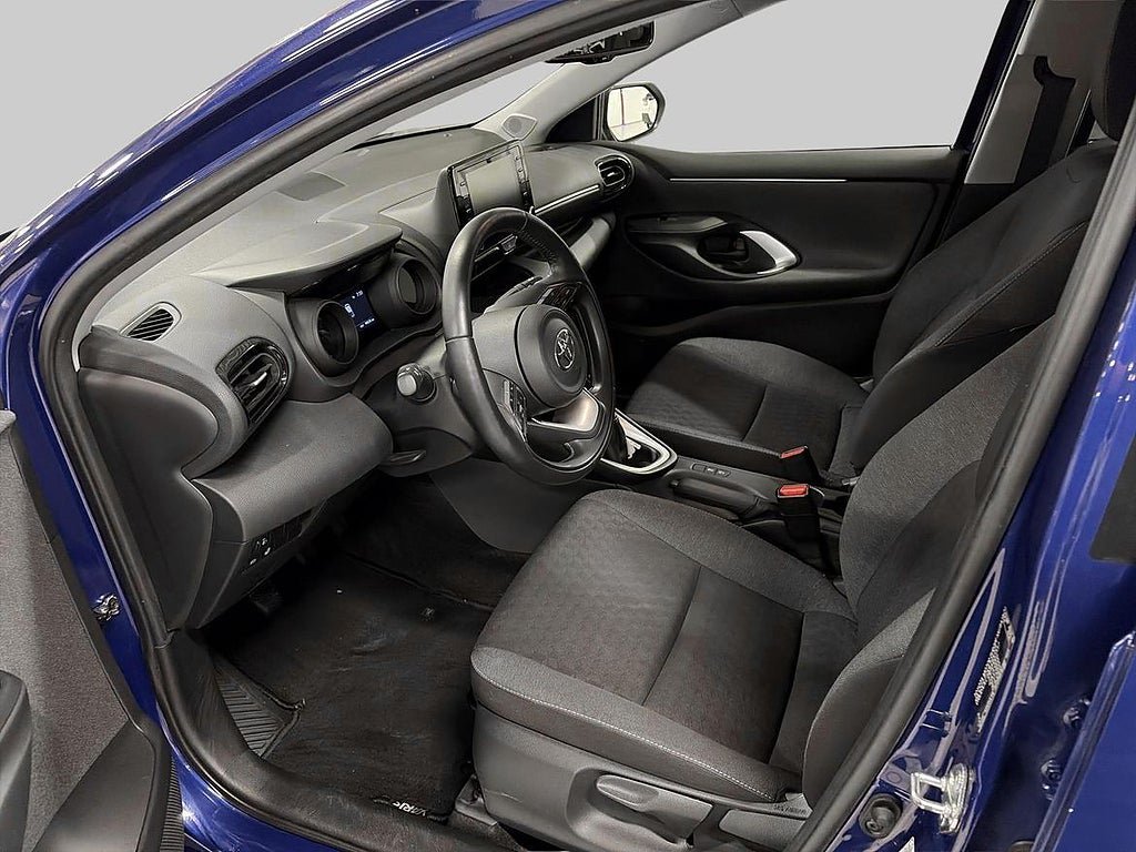 Vehicle Image 14
