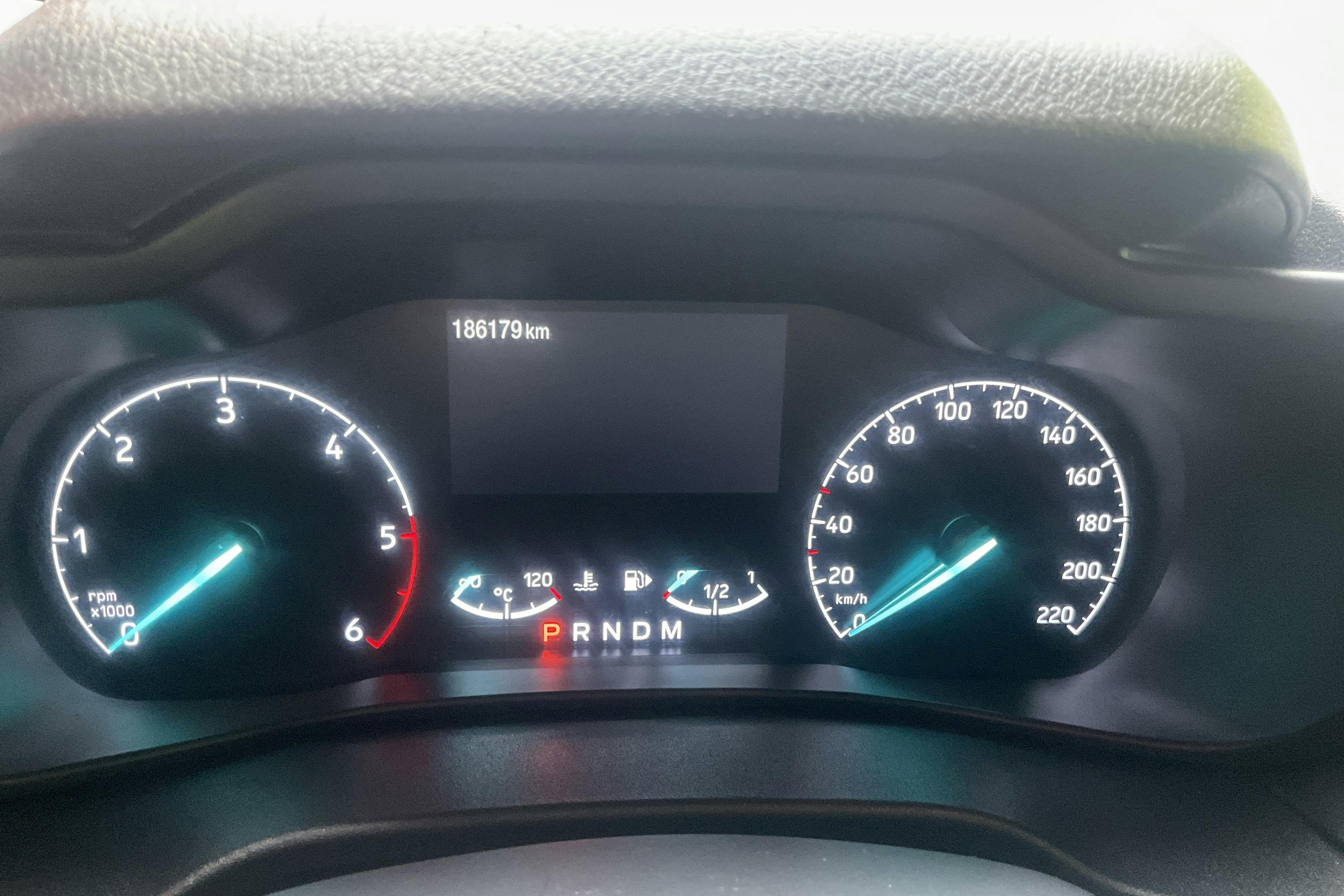 Vehicle Image 9