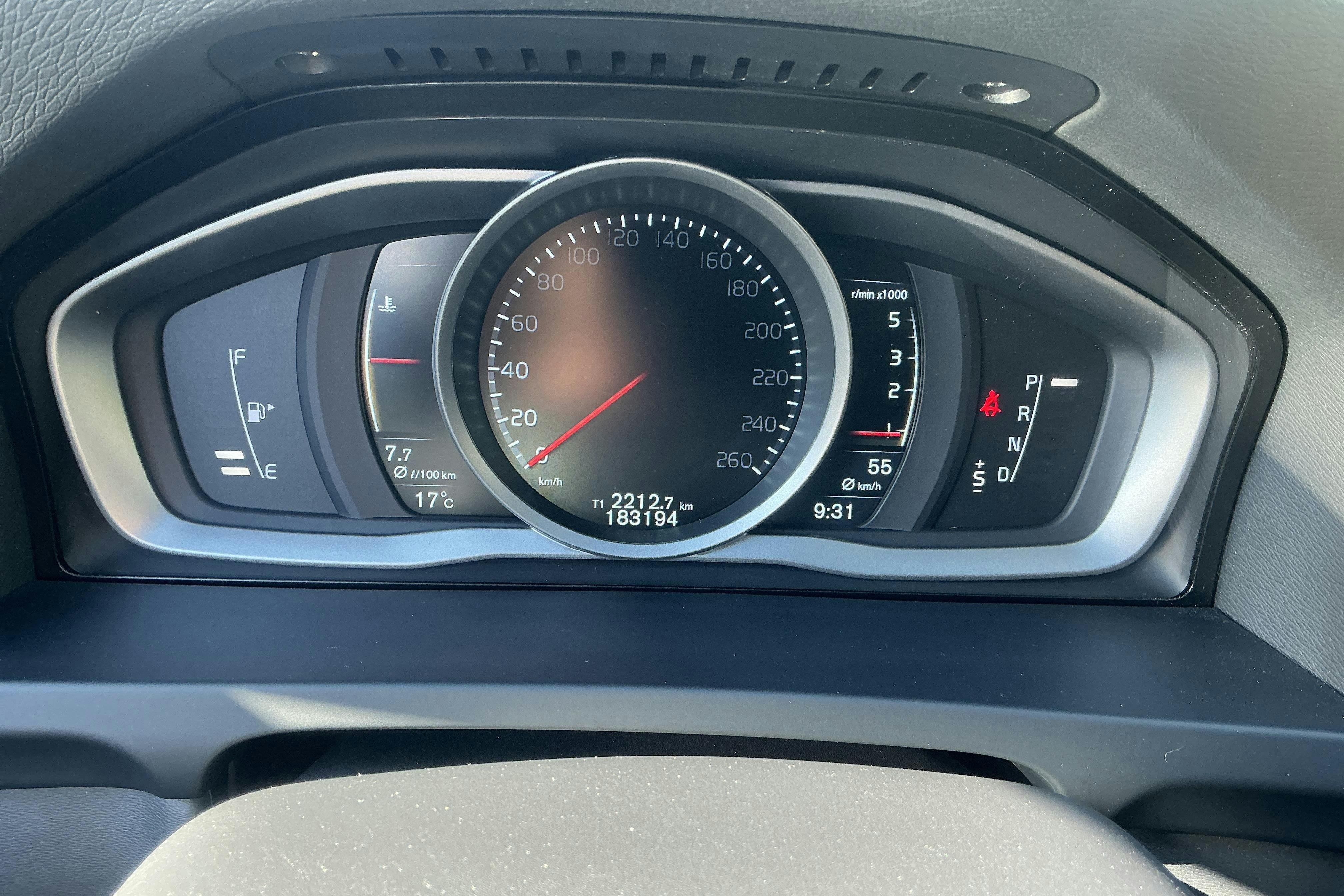 Vehicle Image 10
