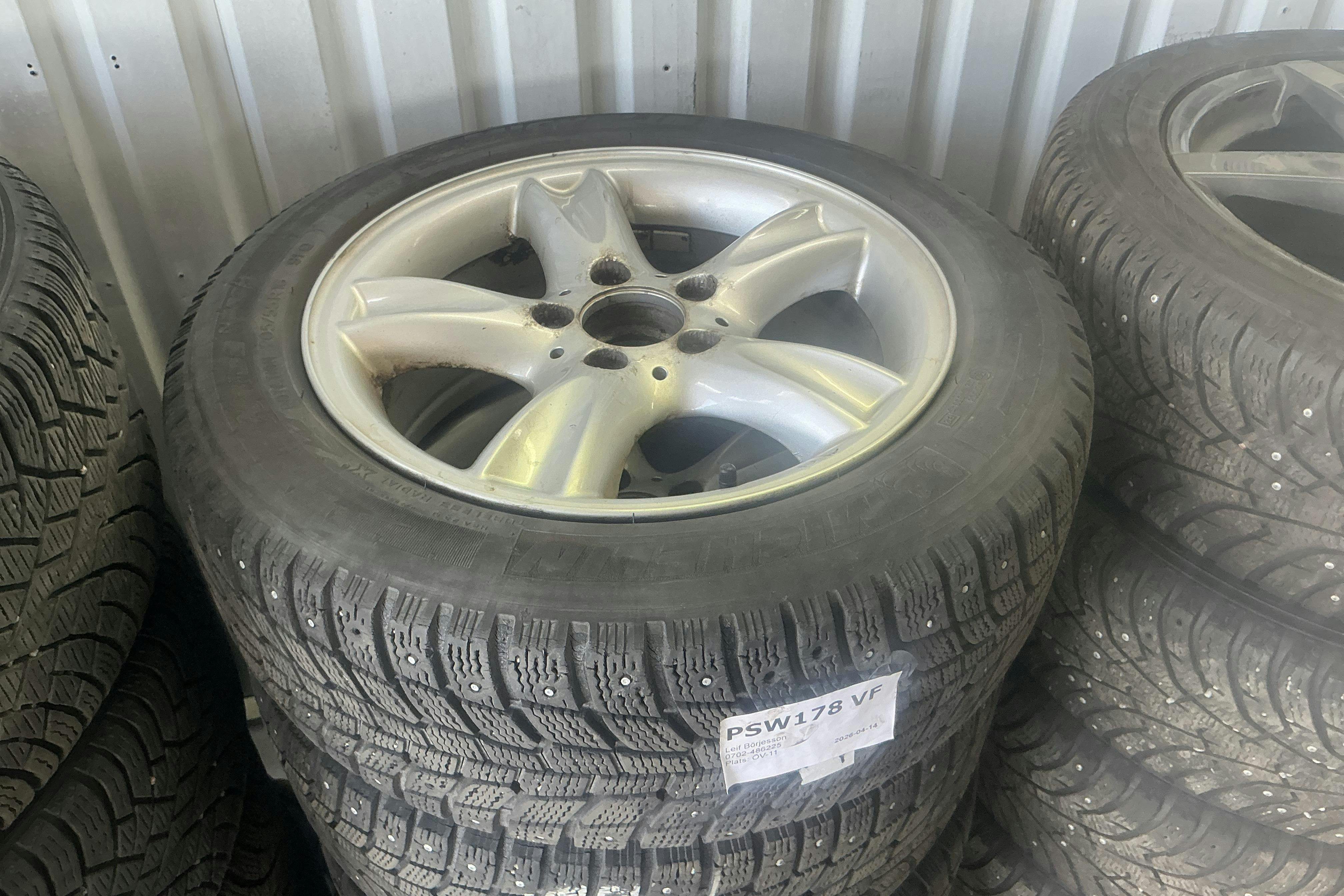 Vehicle Image 11