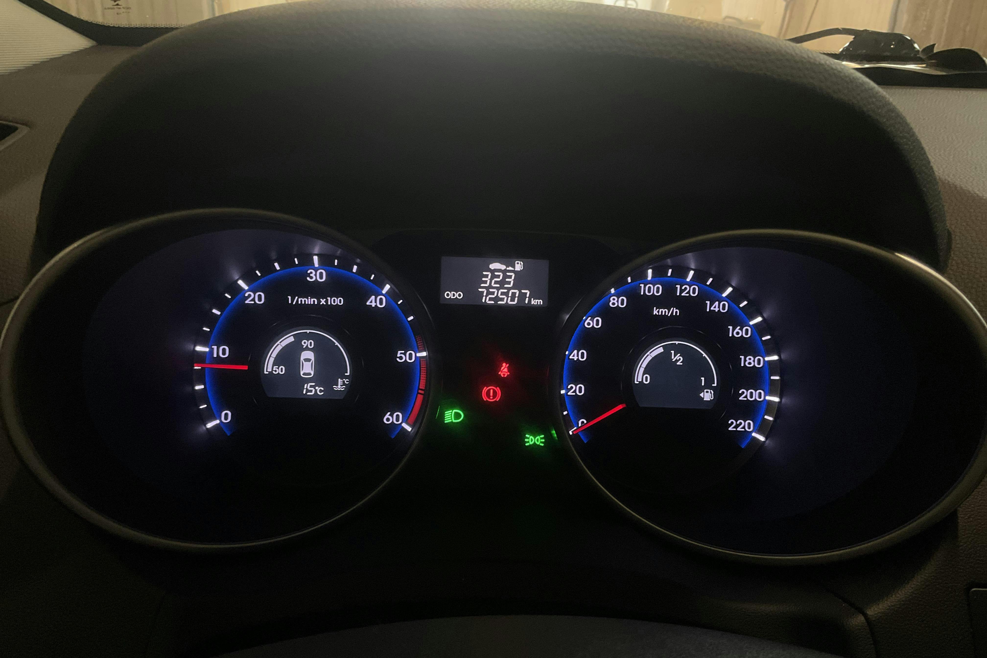 Vehicle Image 10