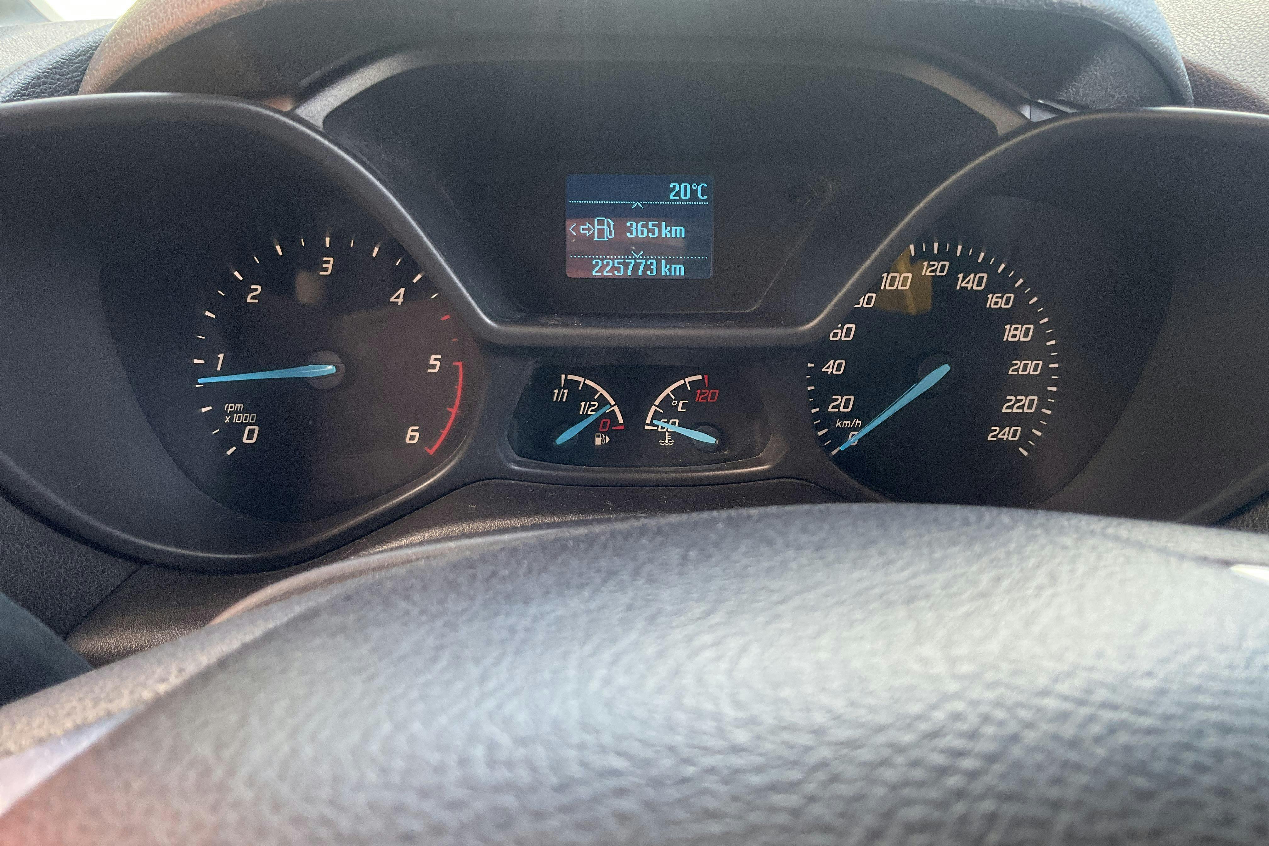 Vehicle Image 9