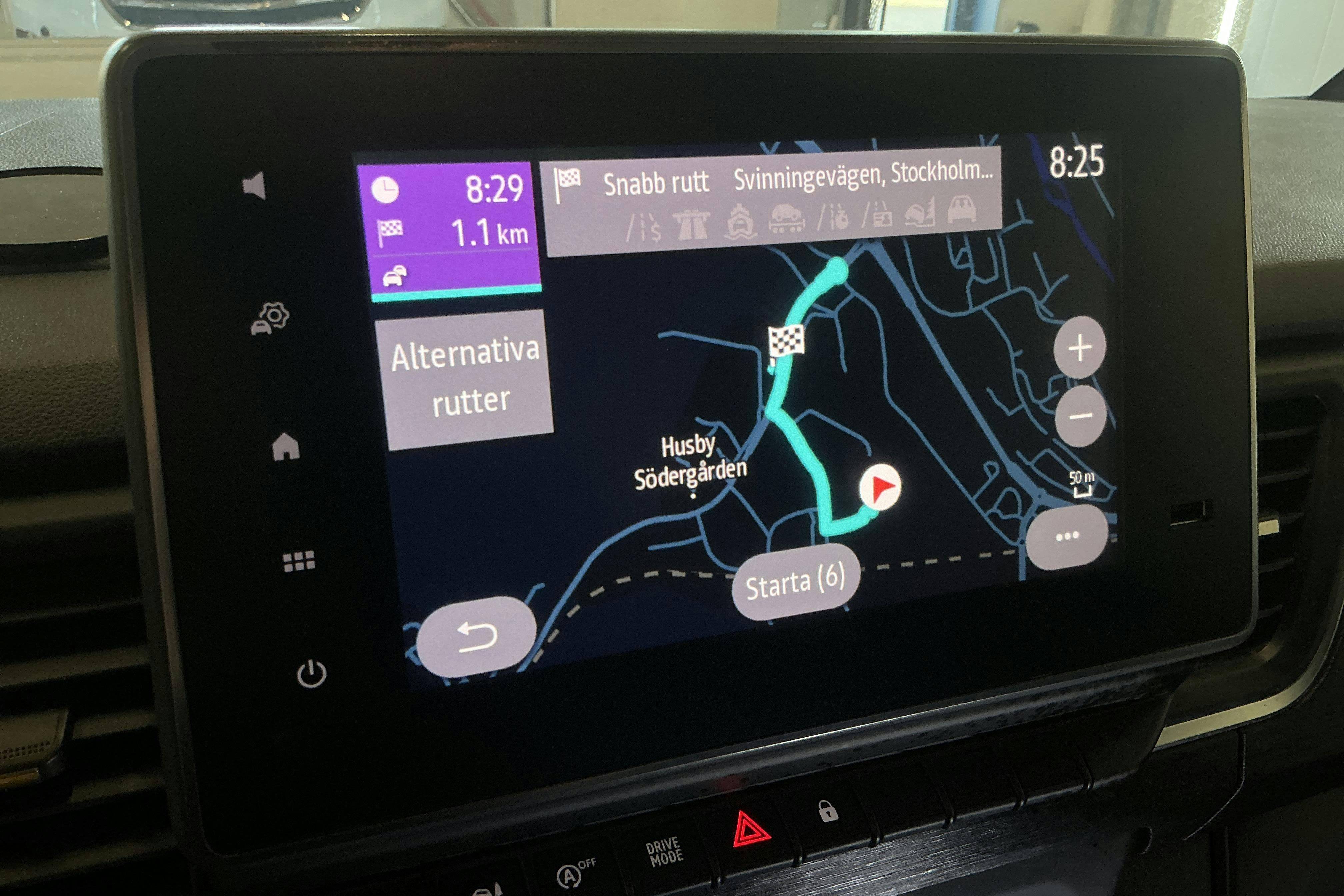 Vehicle Image 11