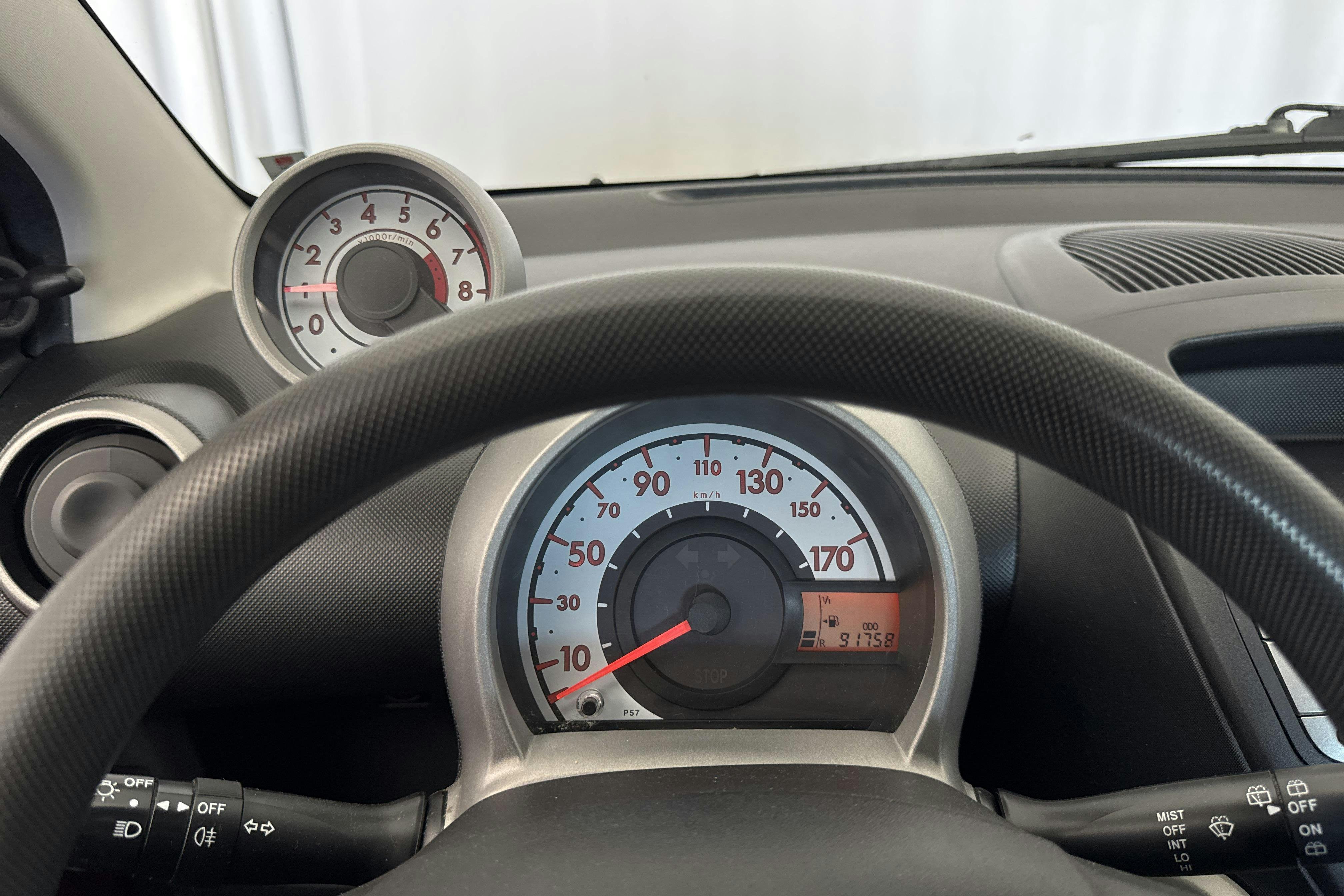 Vehicle Image 10