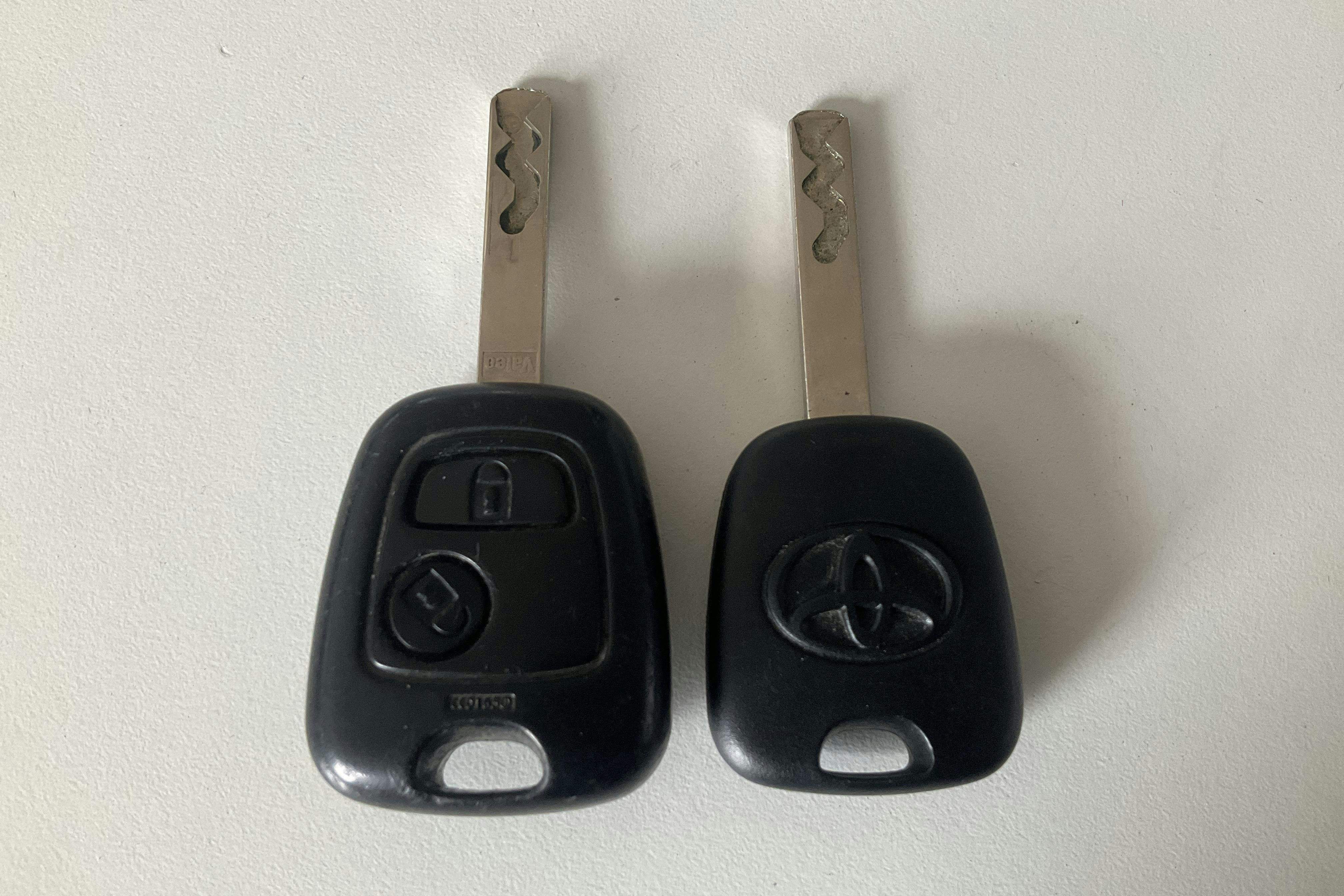 Vehicle Image 12