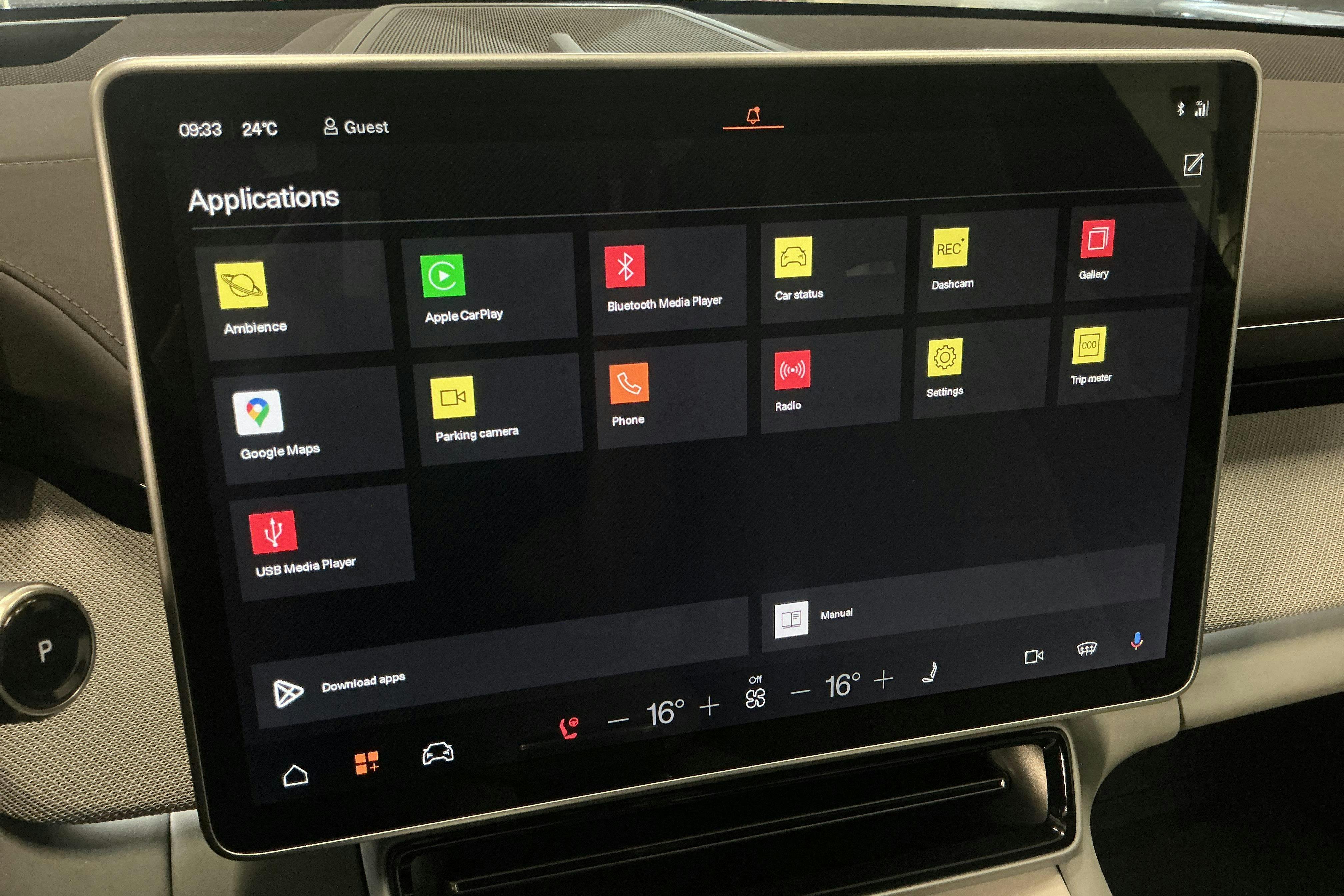 Vehicle Image 12