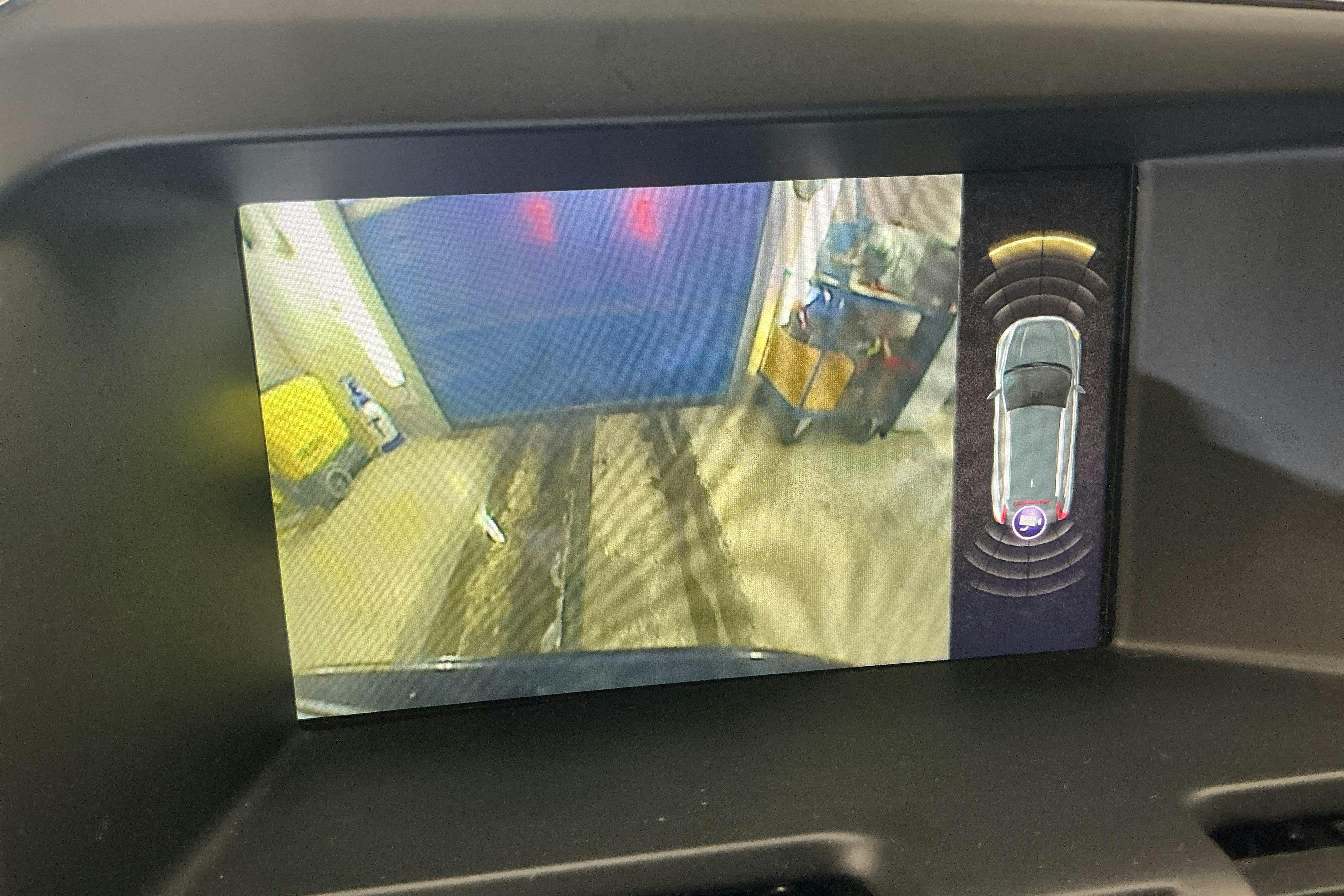 Vehicle Image 11