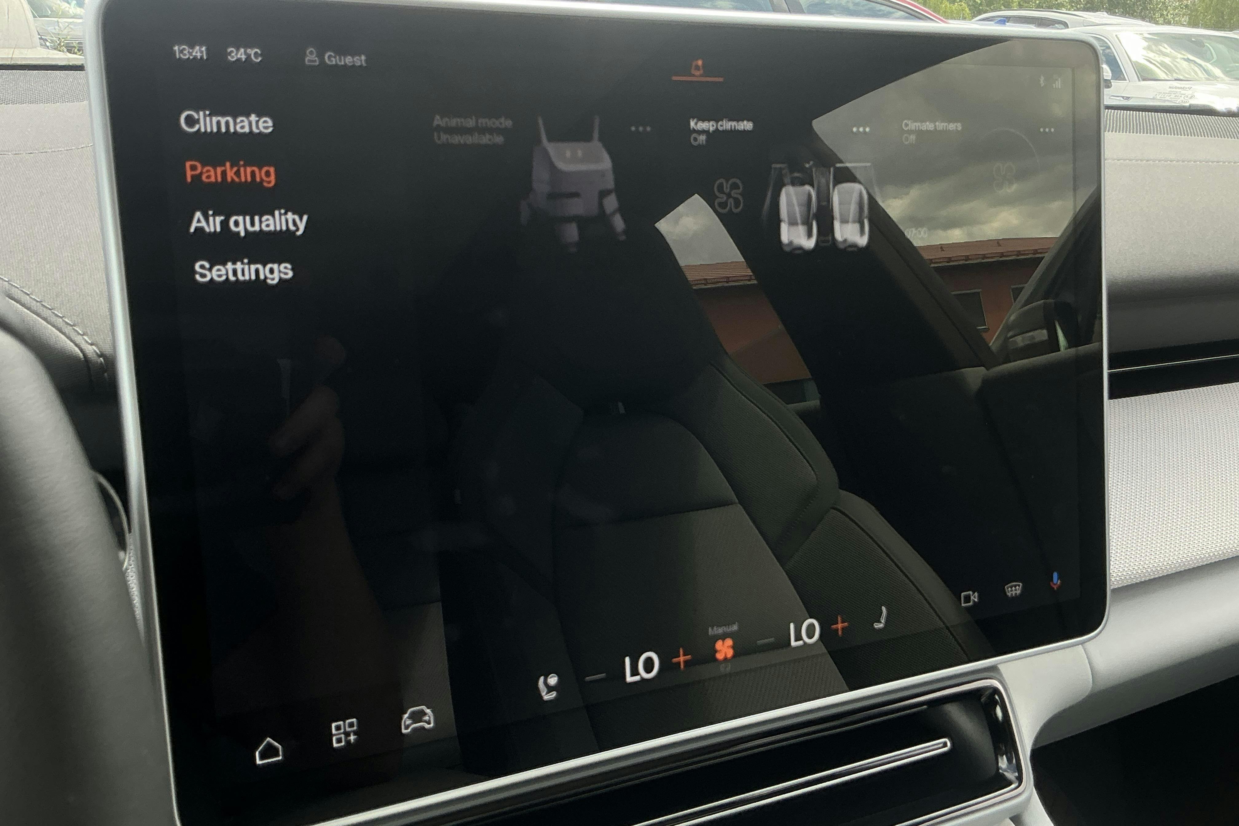 Vehicle Image 13