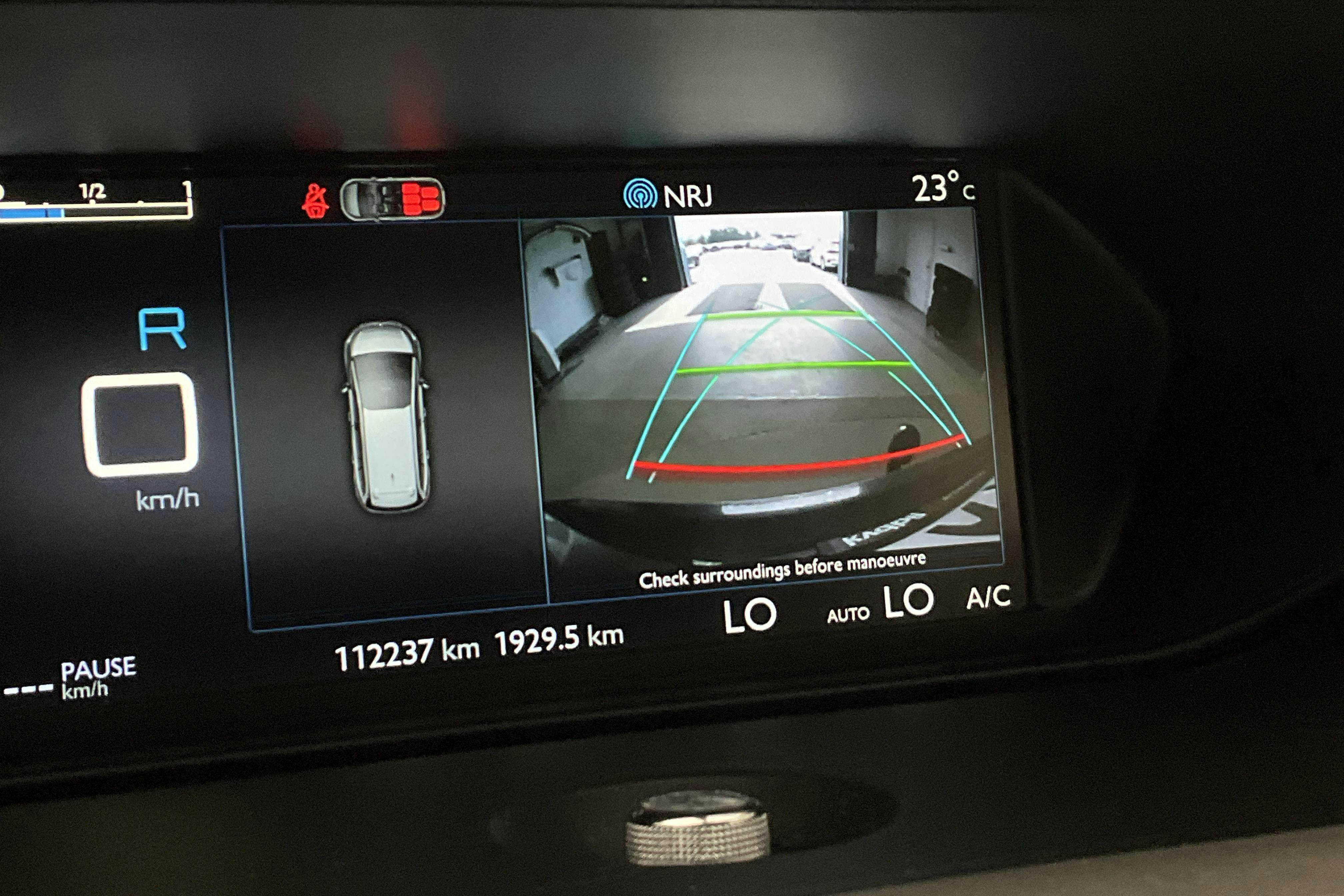 Vehicle Image 14