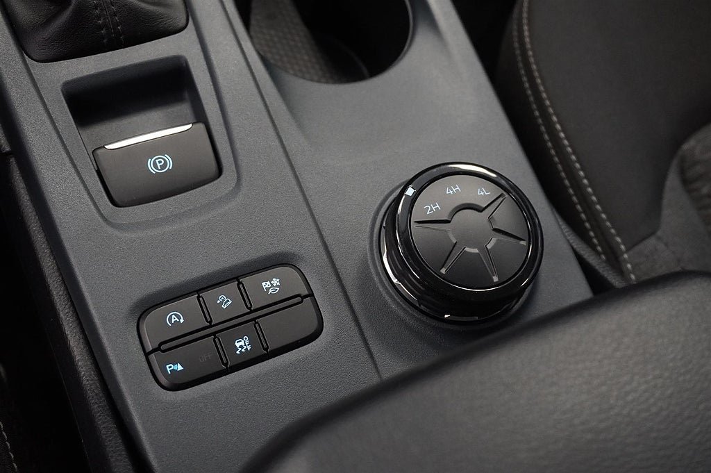 Vehicle Image 23