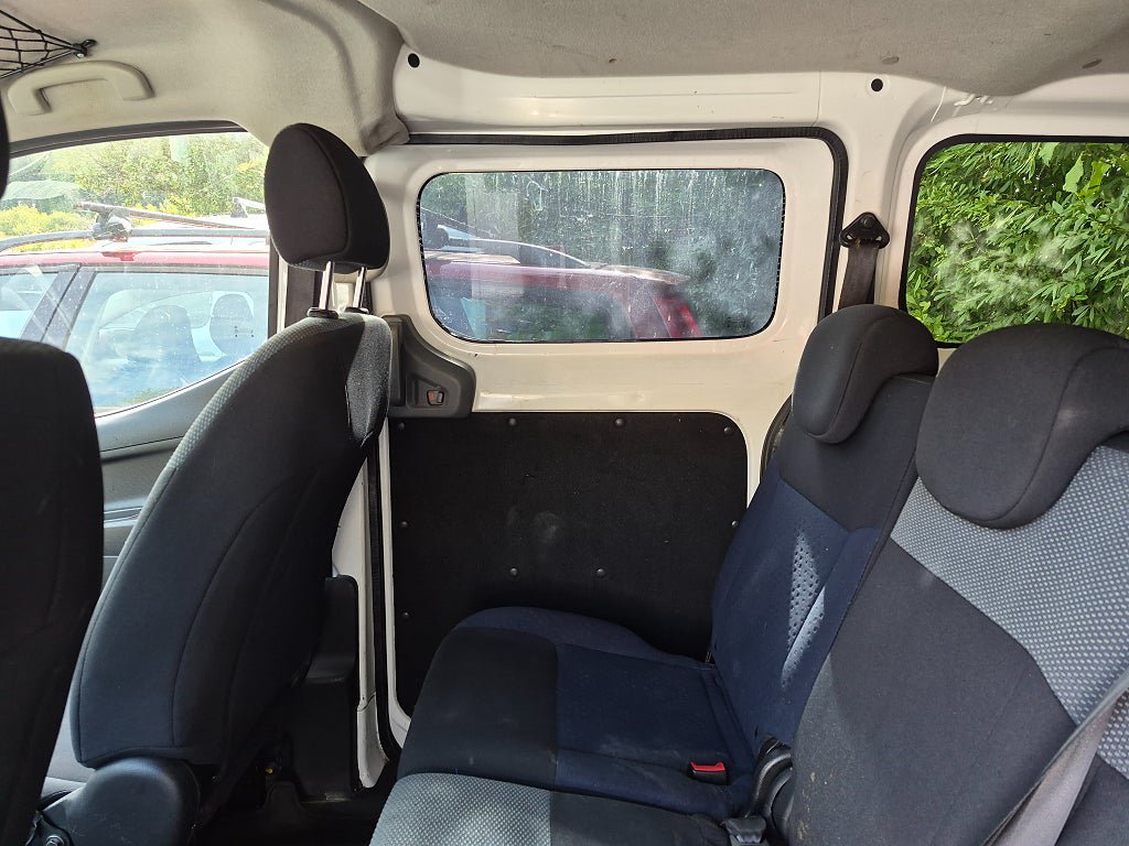 Vehicle Image 17