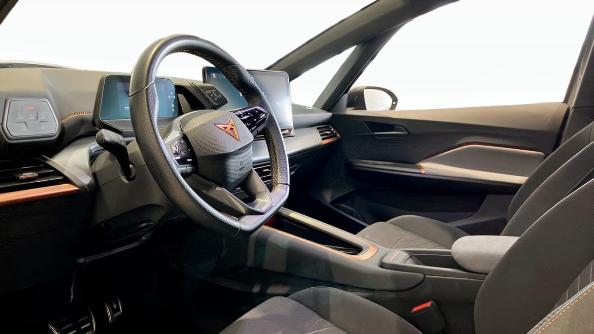 Vehicle Image 7