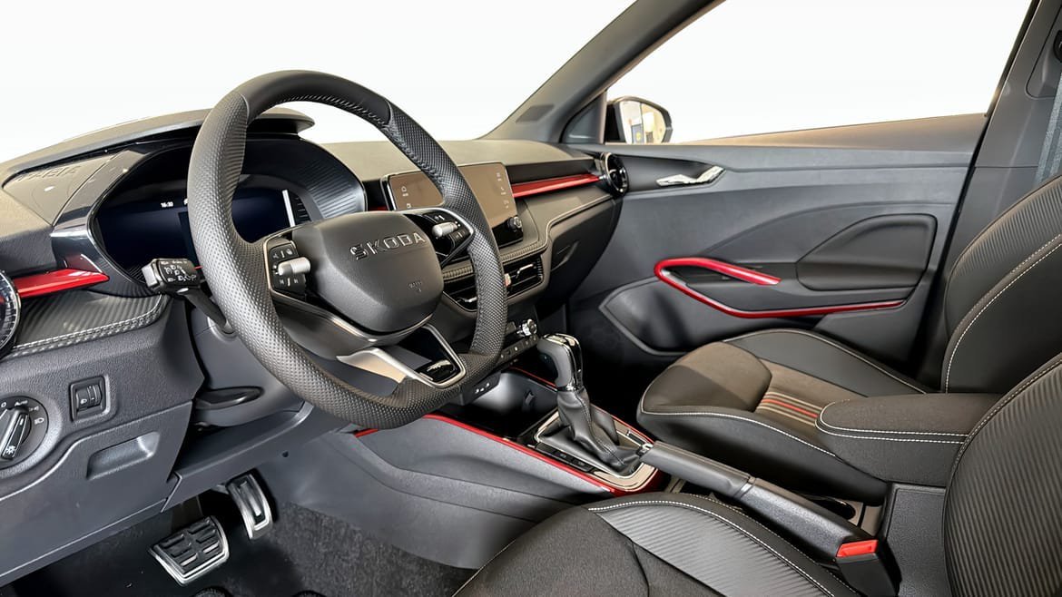 Vehicle Image 7