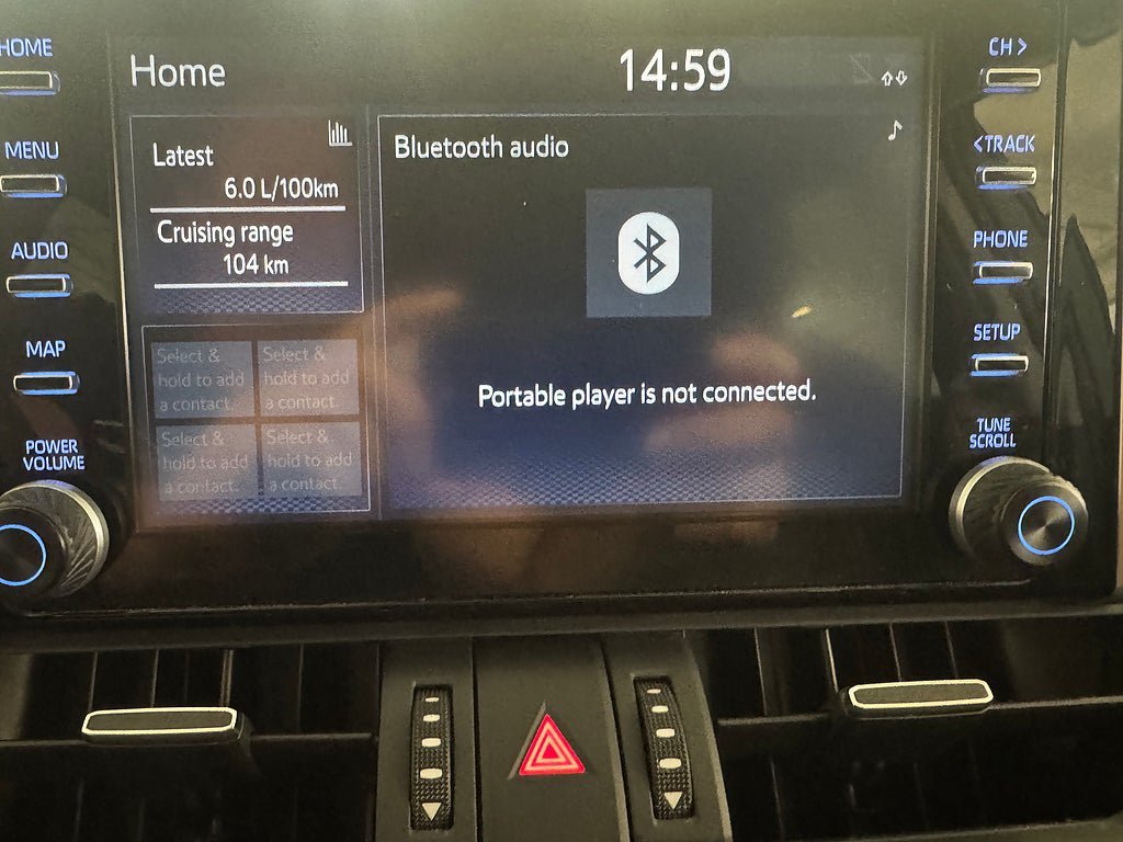 Vehicle Image 25
