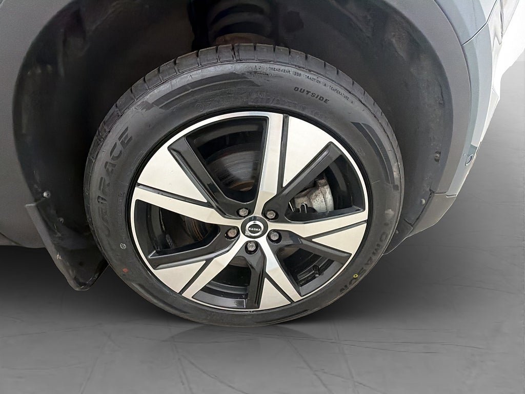 Vehicle Image 38