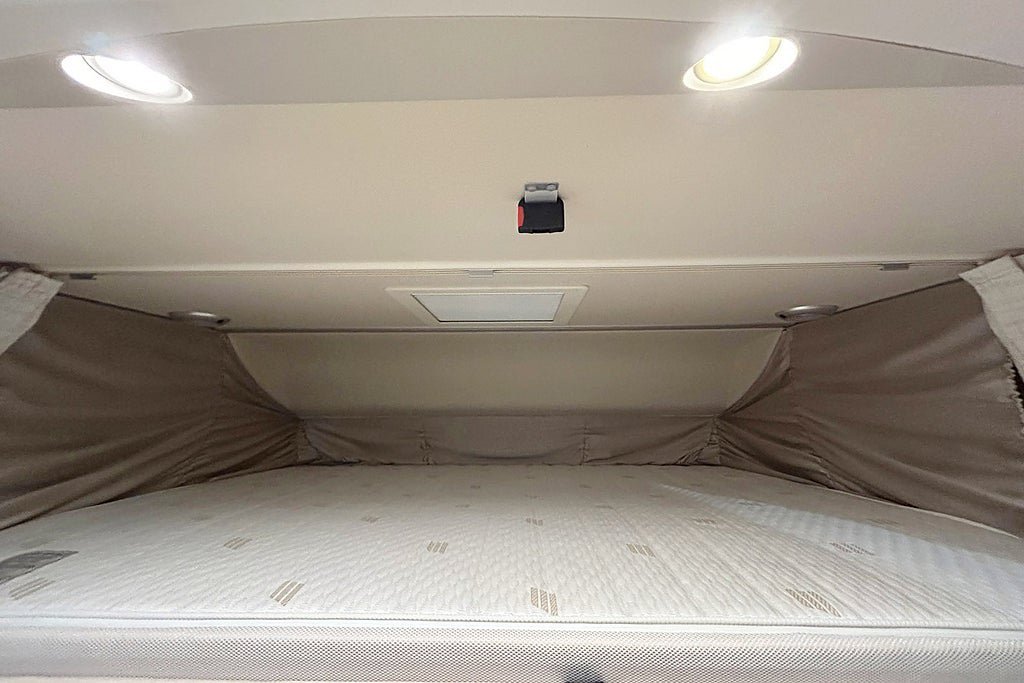 Vehicle Image 37