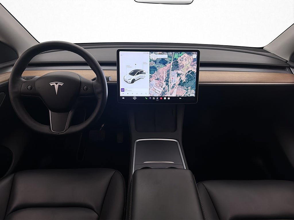 Vehicle Image 16